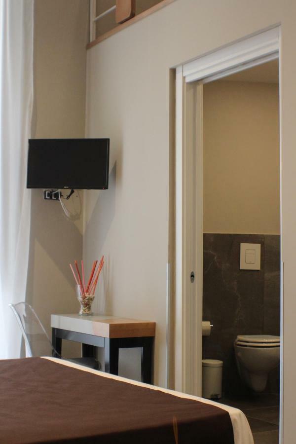 Affittacamere Be Italian Flat Piazza Bovio 22